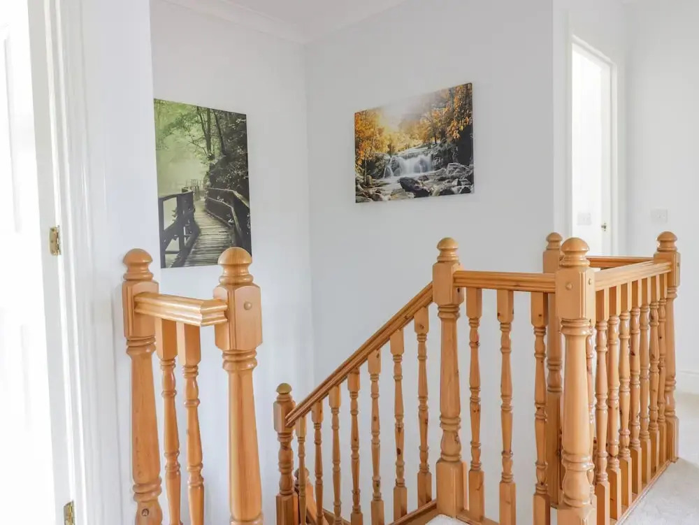 40 Bowmont Court