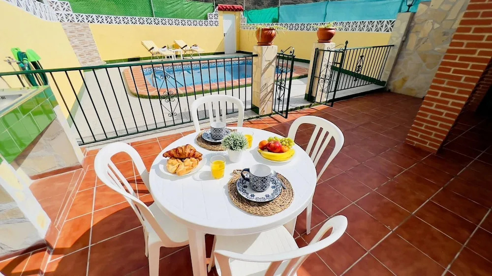 Casa Godoy con Piscina by At Home Costa del Sol