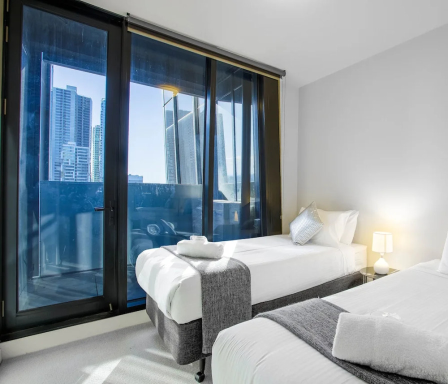 Aussie Escape Apartments-Skyline Collins Tower