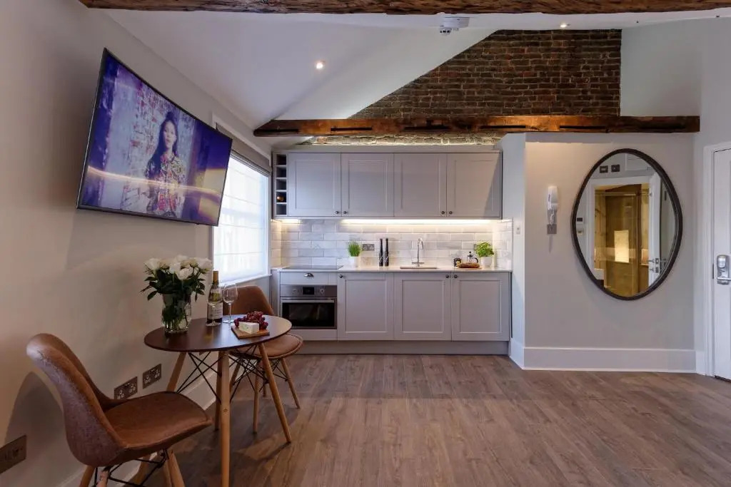 Marylebone Studios by DMONTRIO
