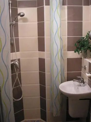 110m2 Old Town Apartment on Danube Promenade 3BR 2BA Up to 9 Guests