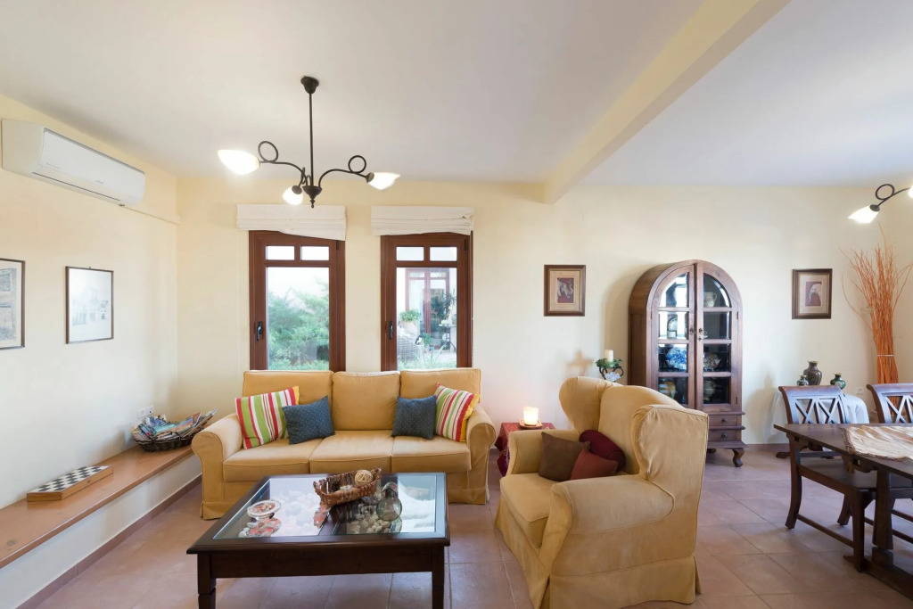 Ariadne Villa