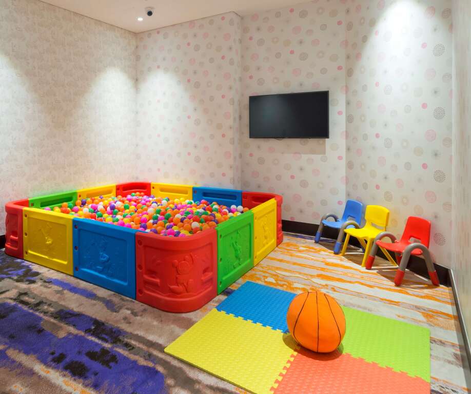 Canal Central Hotel Business Bay