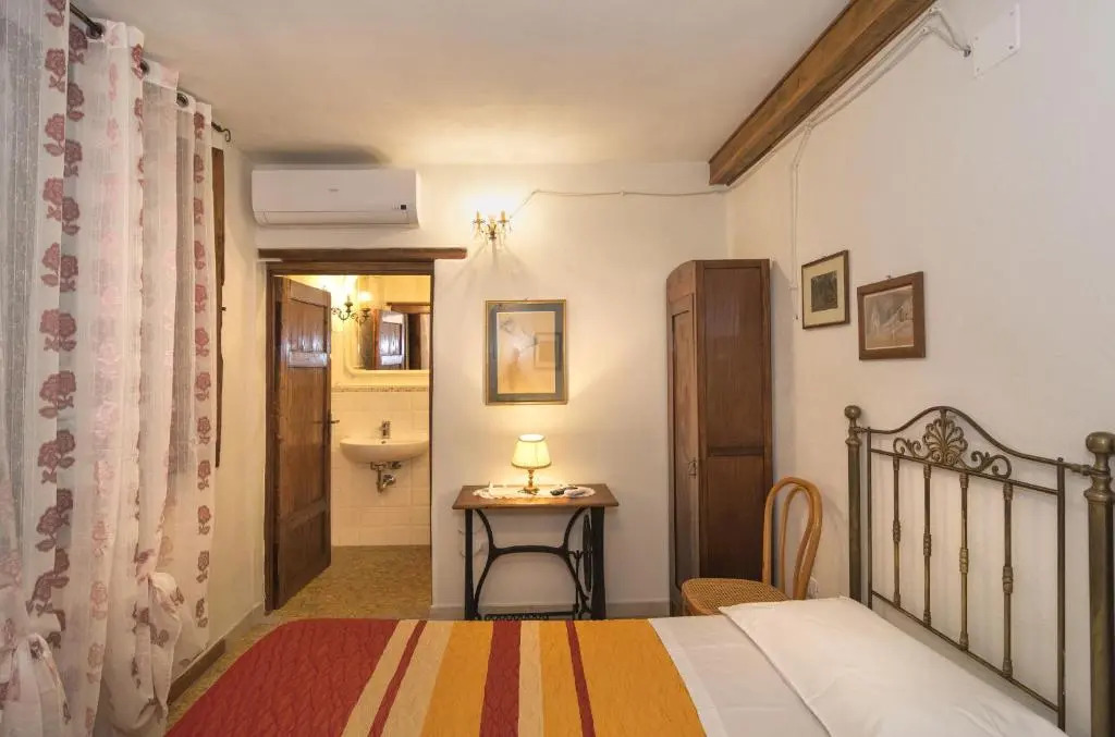 Due Borghi Guest House