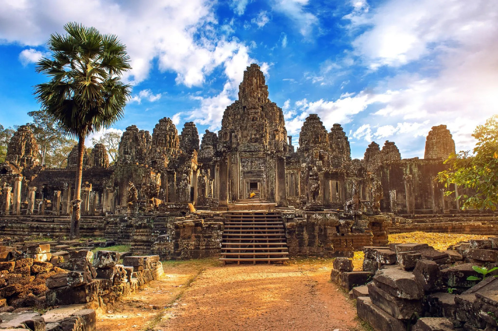 The King Angkor Villa