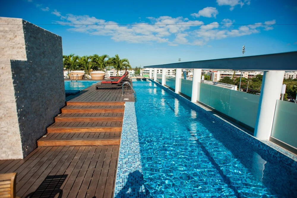 Dc 1103 Trendy Condo In Mamitas Beach, 1/2 Block 5th Avenue - 2 Bedroom Apts