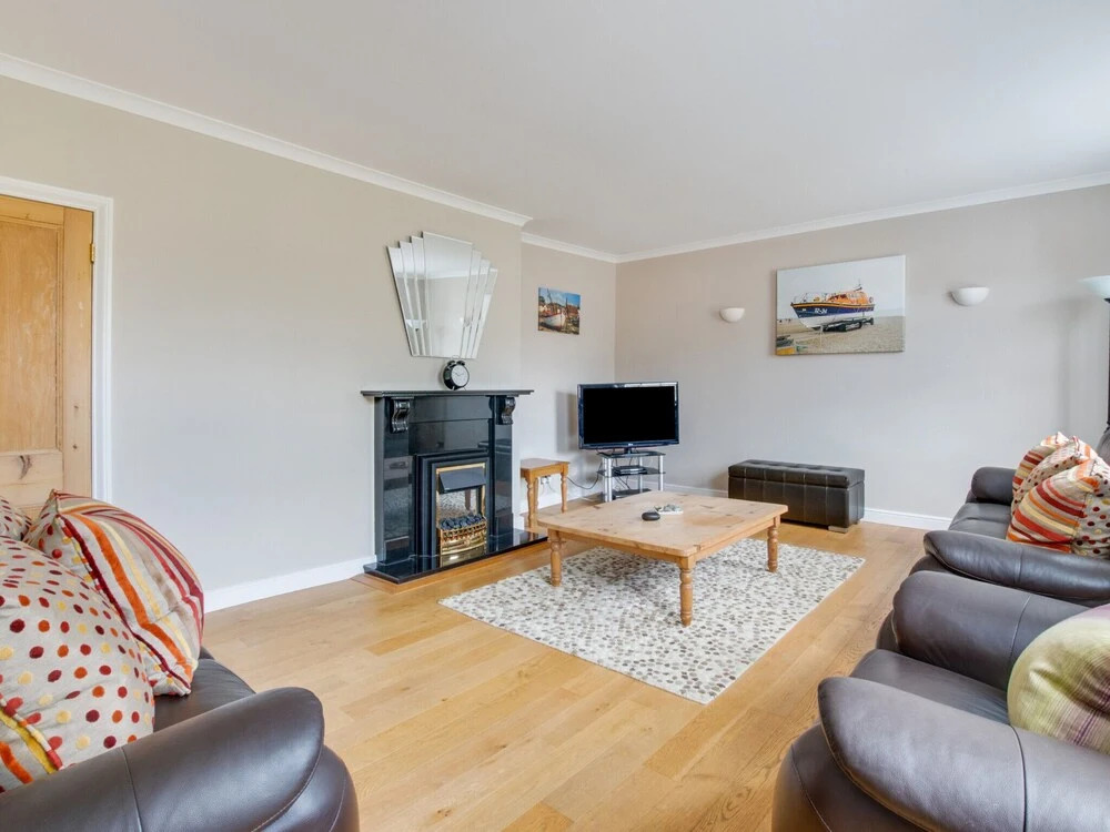 Chic Holiday Home in Aldeburgh With Garden