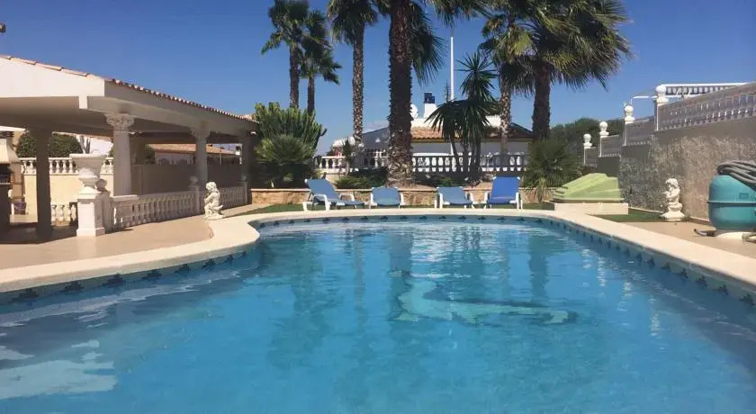 Villas Yanina Luxe GA Heated Private Pool