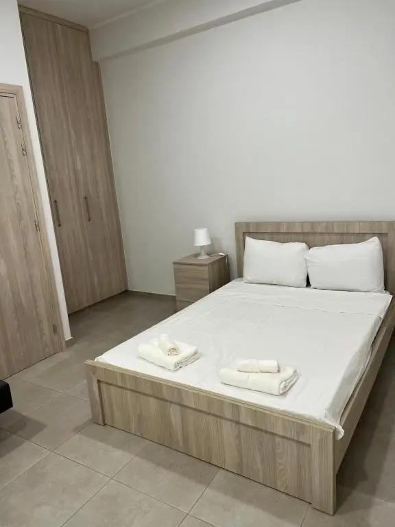 Modern city center studio saripolou