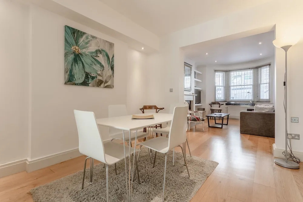 Spacious 1 Bedroom Flat in Fulham