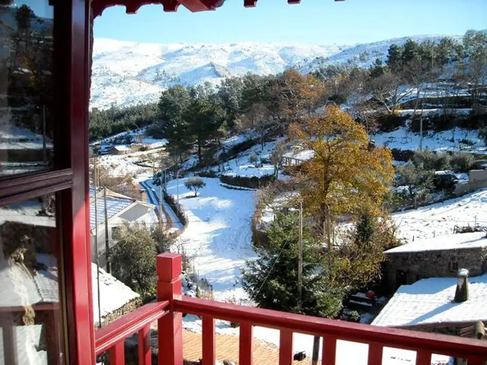 House With 3 Bedrooms in Povoa Velha, With Wonderful Mountain View, Fu