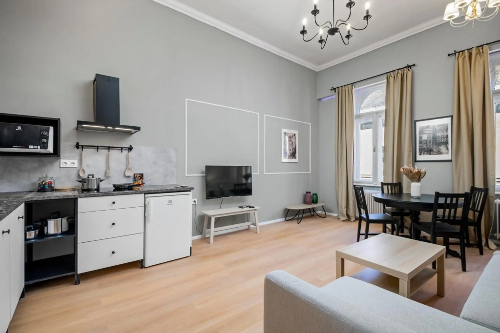 Brand new - 2BR/Sleeps 7 / Netflix + Nespresso (AF56A)