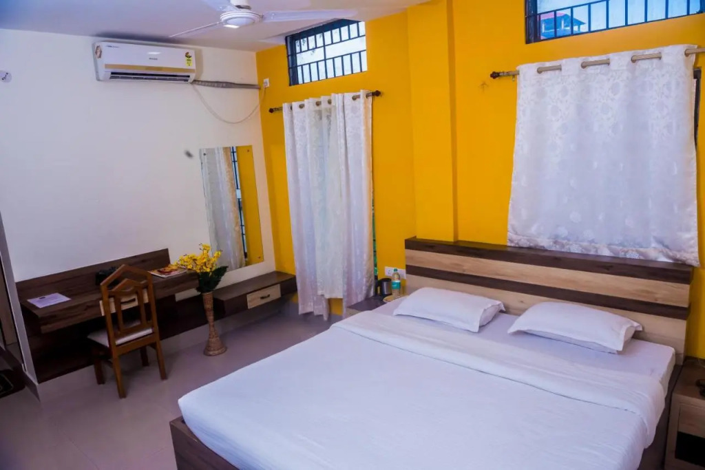 Hotel Aatreyee