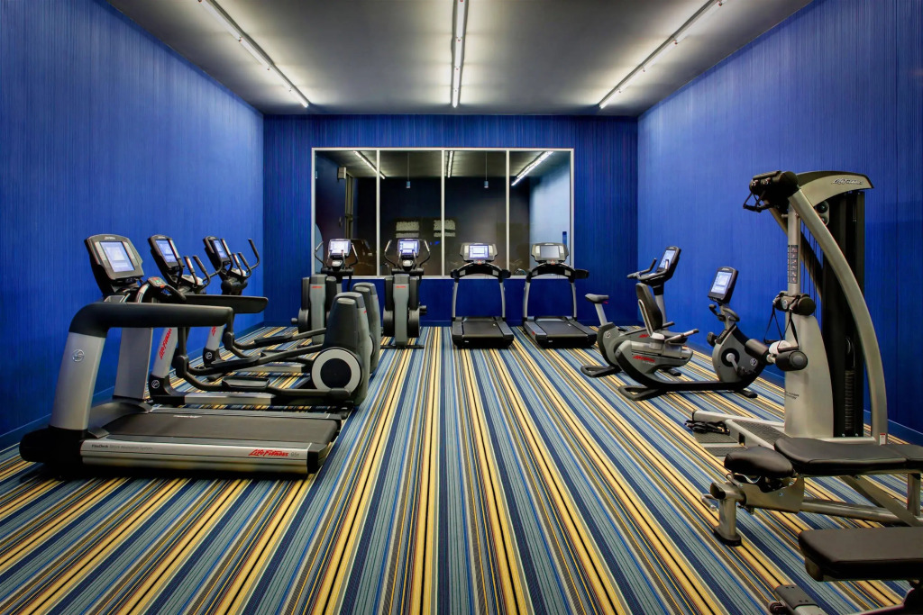 Aloft Leawood-Overland Park