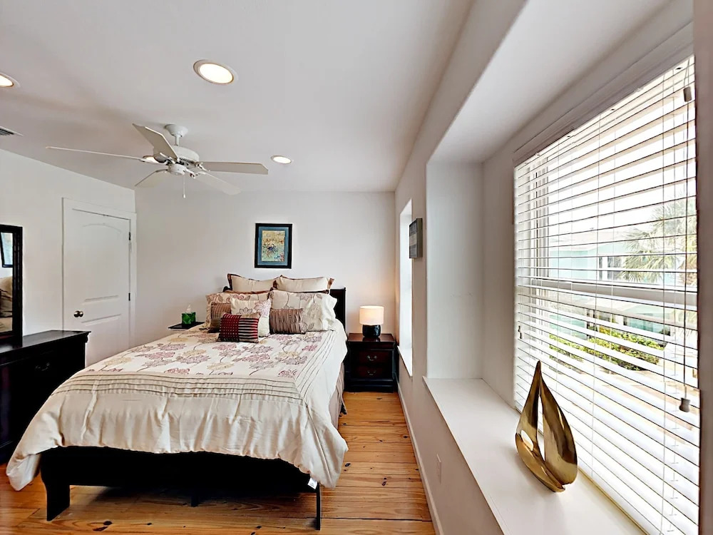 The Commons #102 - Three Bedroom Townhome
