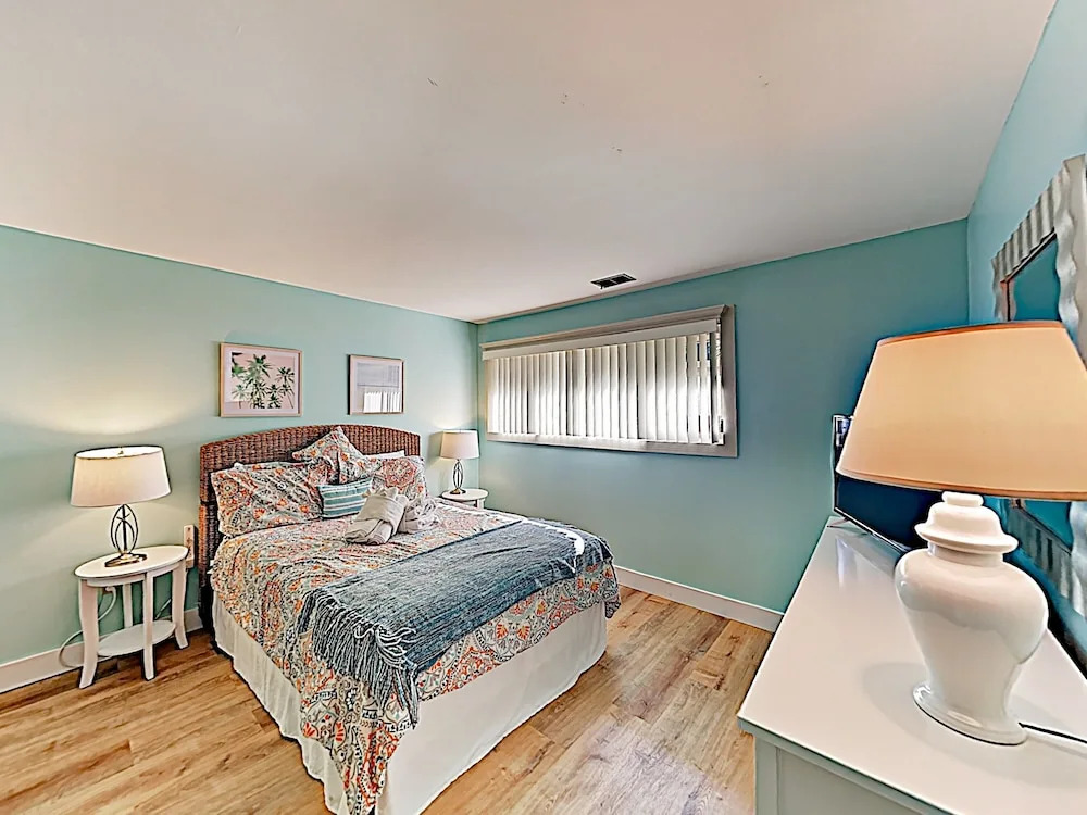 Sea Pines Home 3 Bedrooms 3 Bathrooms Condo