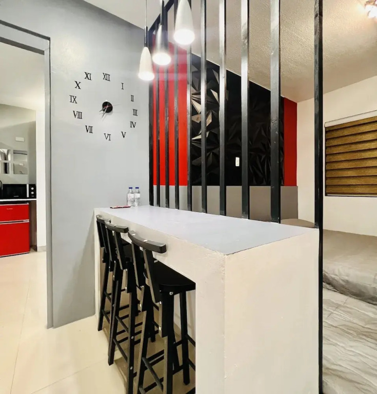 People's Condo Atria