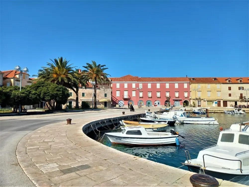 Apartments Nives