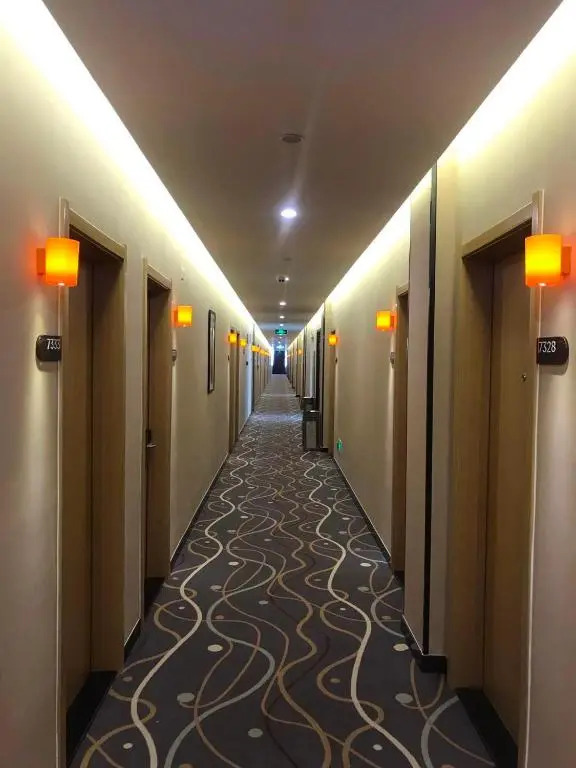 7Days Premium Ji'na Yaoqiang International Airport Branch