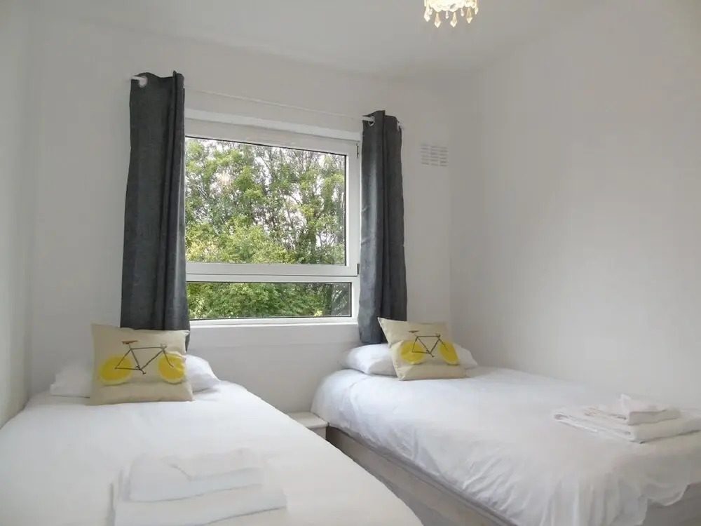 Snug - Faodail Apartment
