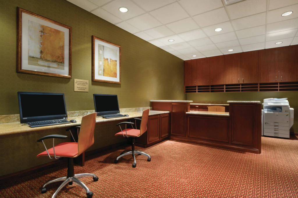 Embassy Suites by Hilton Norman Hotel & Conference Center