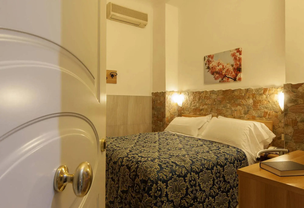 Hotel Camilla Guelfa