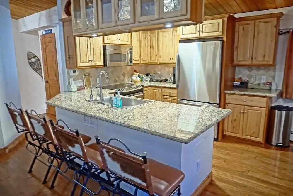 Davos Trail 2586 East - 5 Br Home