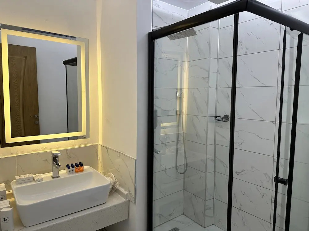 KT Home Hotel & Apartments