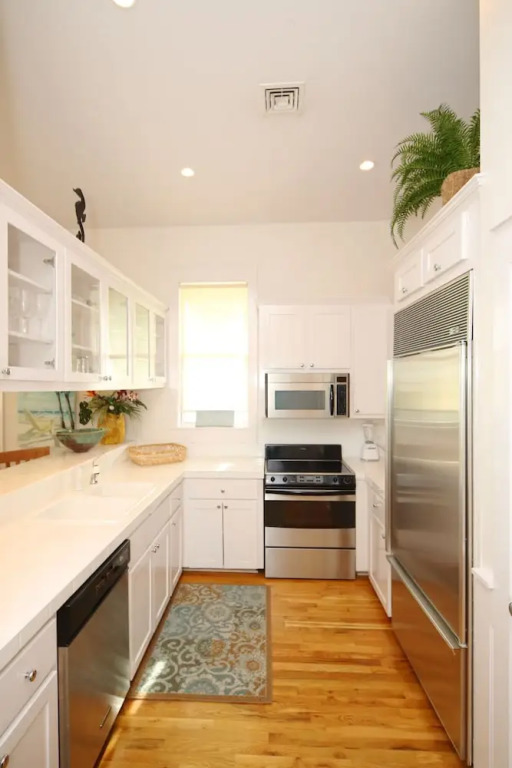 Endless Summer Home 3 Bedrooms 3 Bathrooms Home