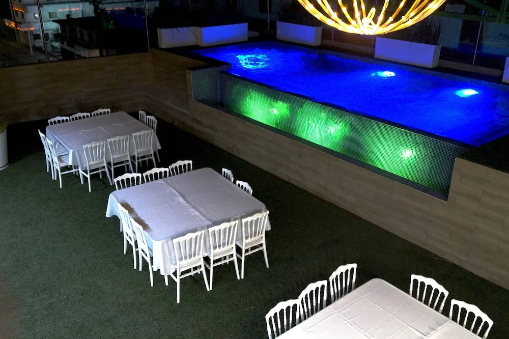 Royal Madero Inn