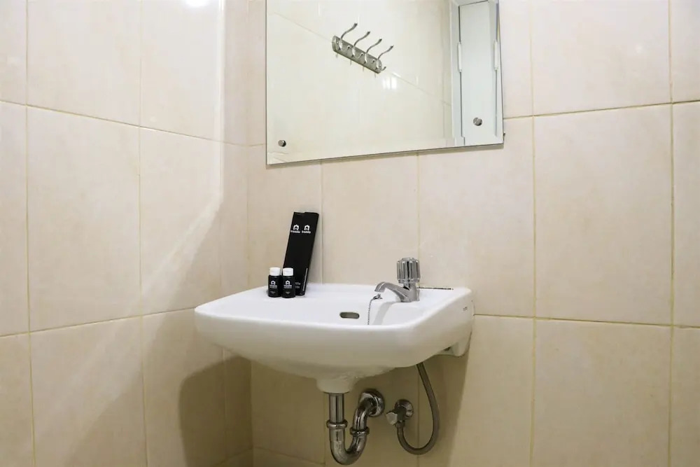Cozy Living And Tidy Studio At Springlake Summarecon Apartment Bekasi