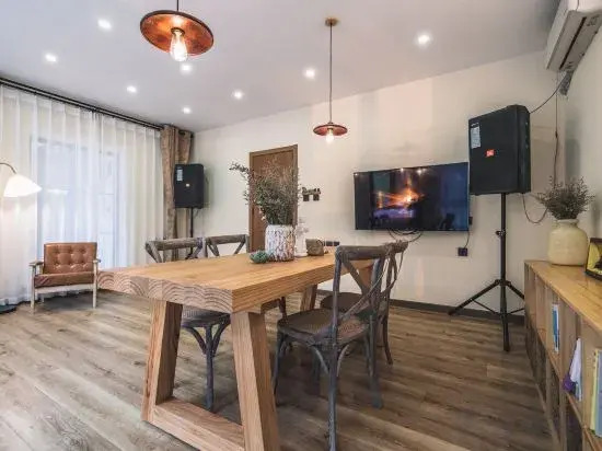 White Bird Field B&B (Jiu Shan Shan)