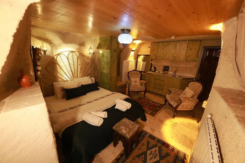 Mommys Cave Home