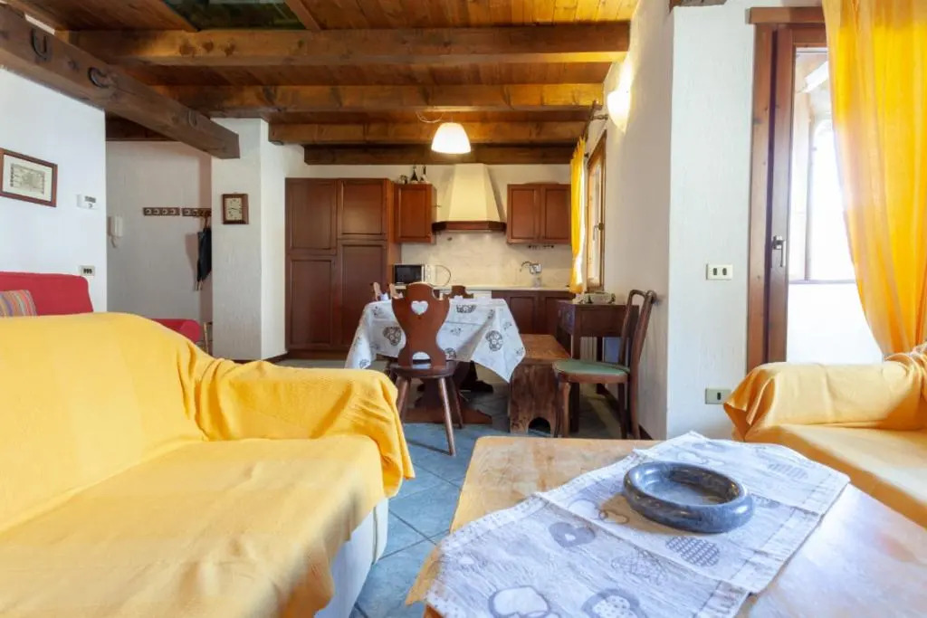 Chalet Mew