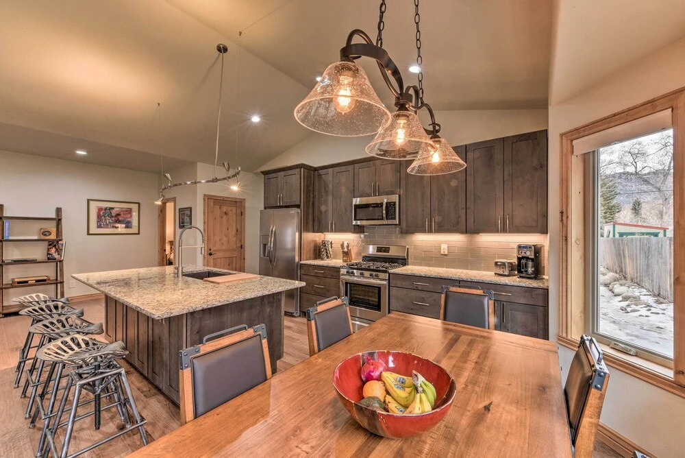 Charming Buena Vista Home ~ 1 Block to Main Street