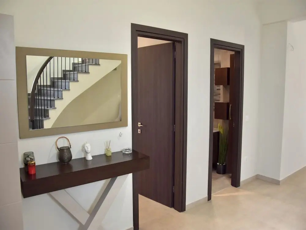 Luxury Rental Villa for 14 People