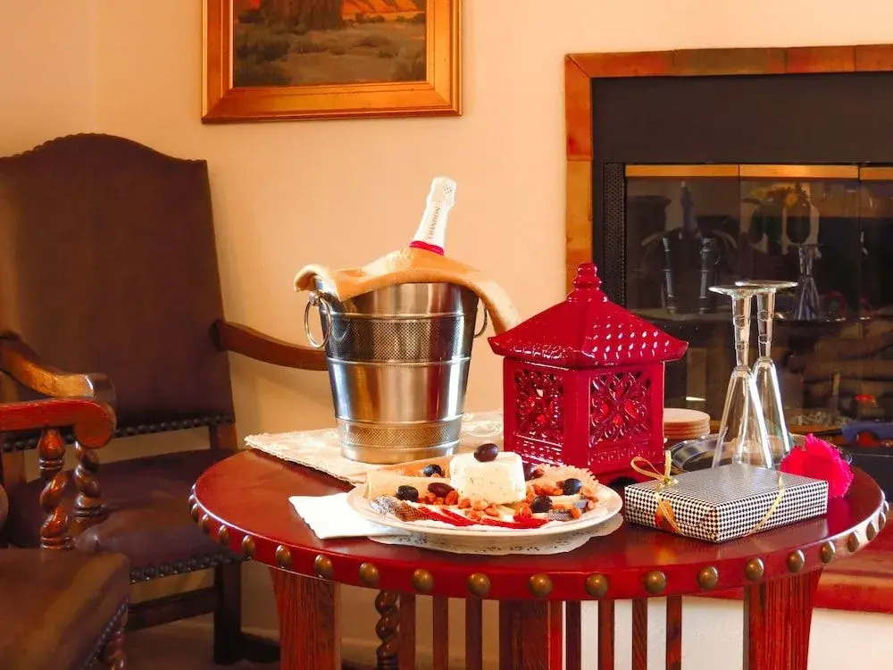 Topanga Canyon Inn Bed and Breakfast