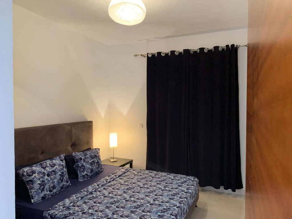 Charmant appartement f4 à la résidence Hasnaoui Oran POUR FAMILLE OU PRO UNIQUEMENT