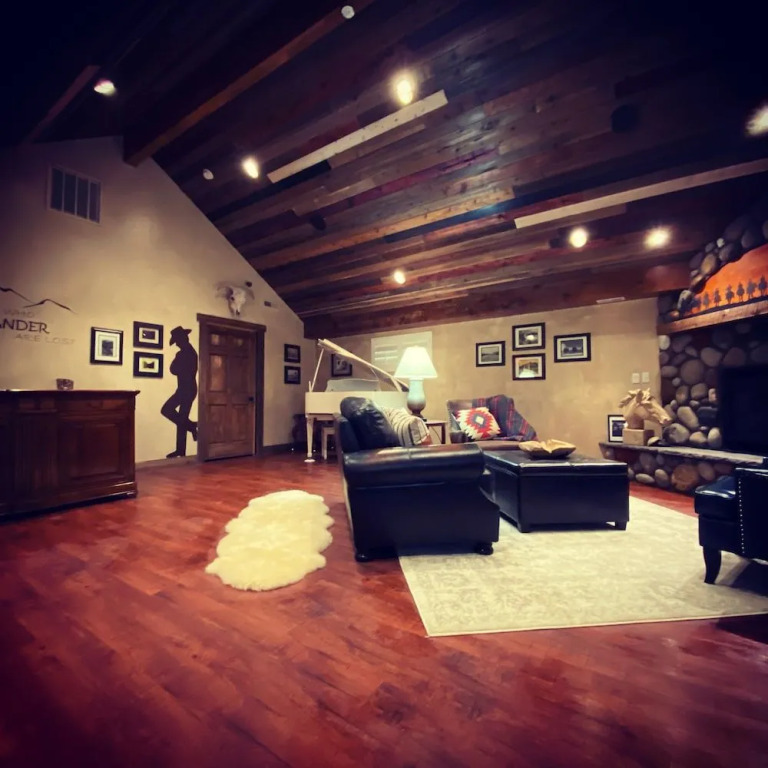 River Rock Inn B&B
