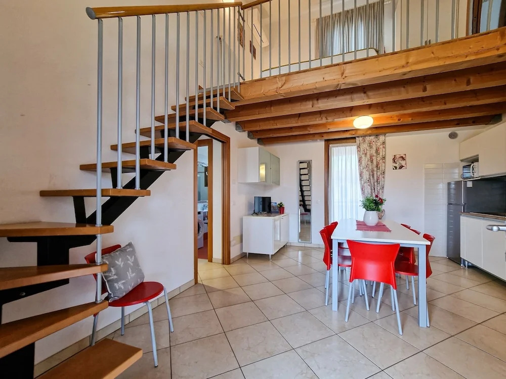 Bright Duplex With Swimming Pool and Terraces