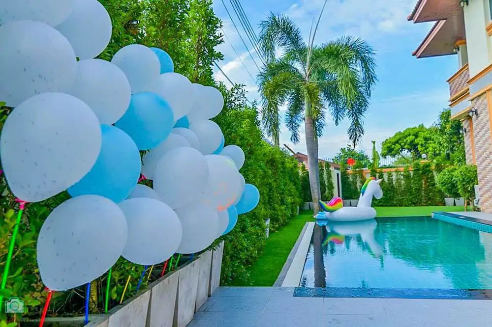 Baan Spire Pool Villa By Pinky