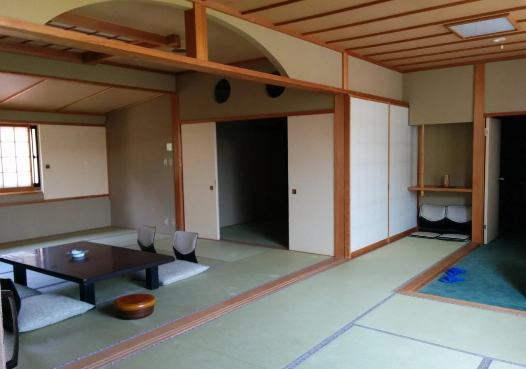 Iwamuro Slow Hostel
