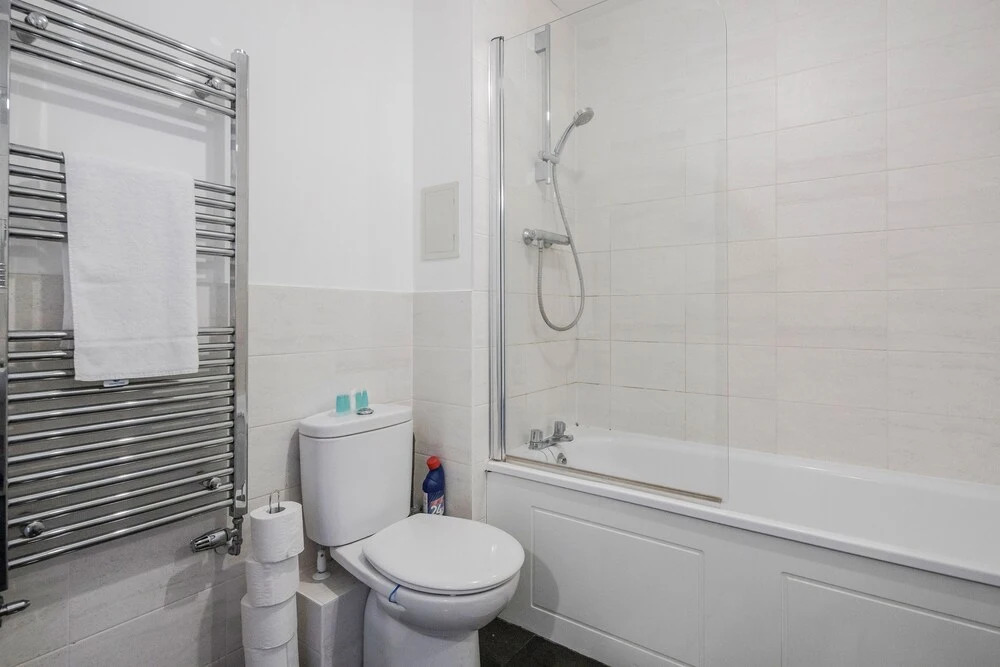 Beautiful 3-bed Apartment in Romford