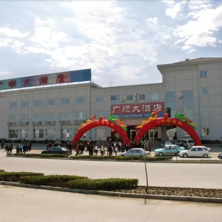 James Joyce Coffetel Hotel (Qinhuangdao Development Zone Yanshan University)