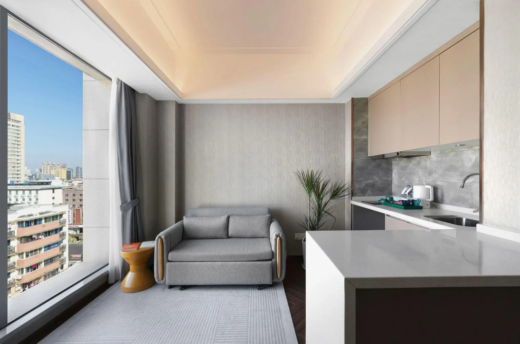 the Zan Hotel (Jinhua Jiangnan Yintai Administrative Service Center)