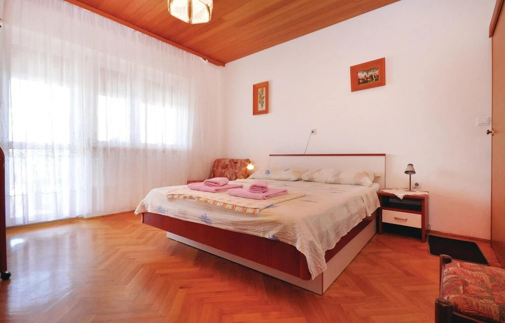 Beautiful Apartment in Omis With 3 Bedrooms