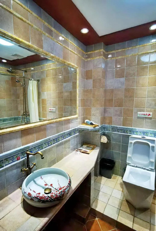 Jinyin Hotel
