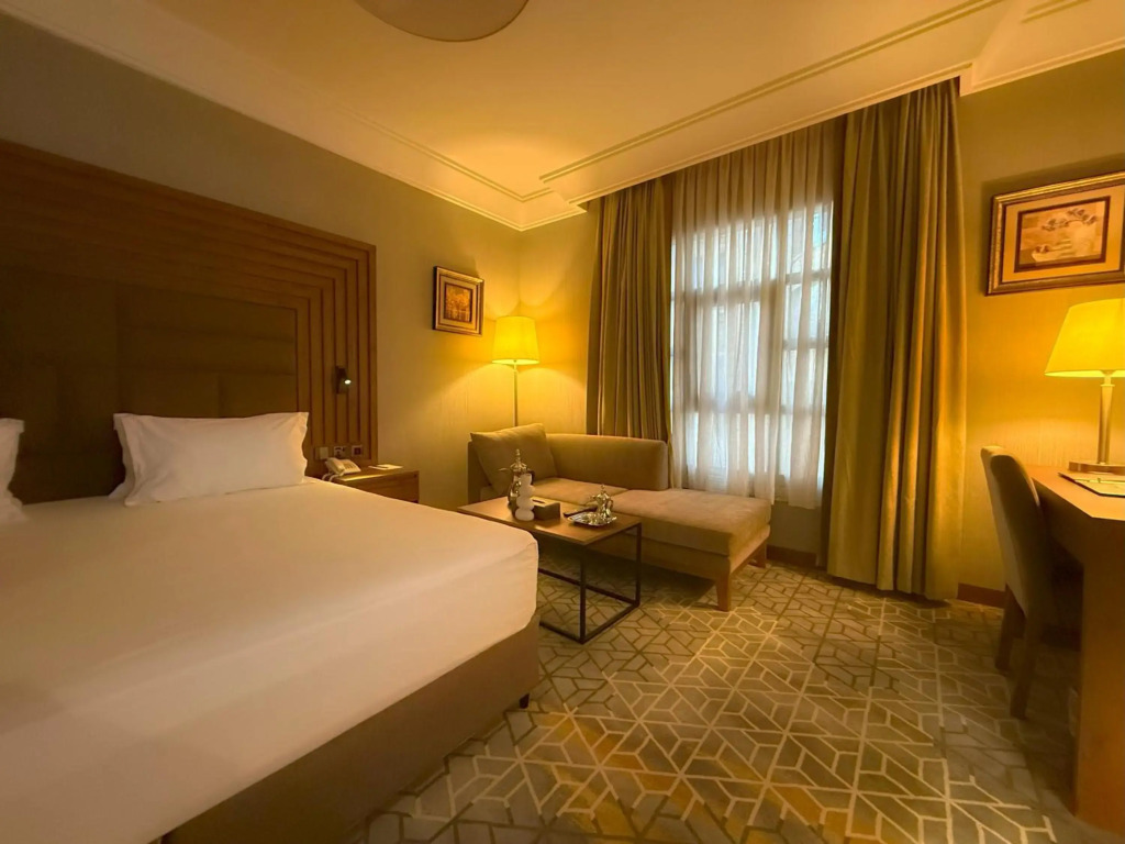 Crown Town Hotel