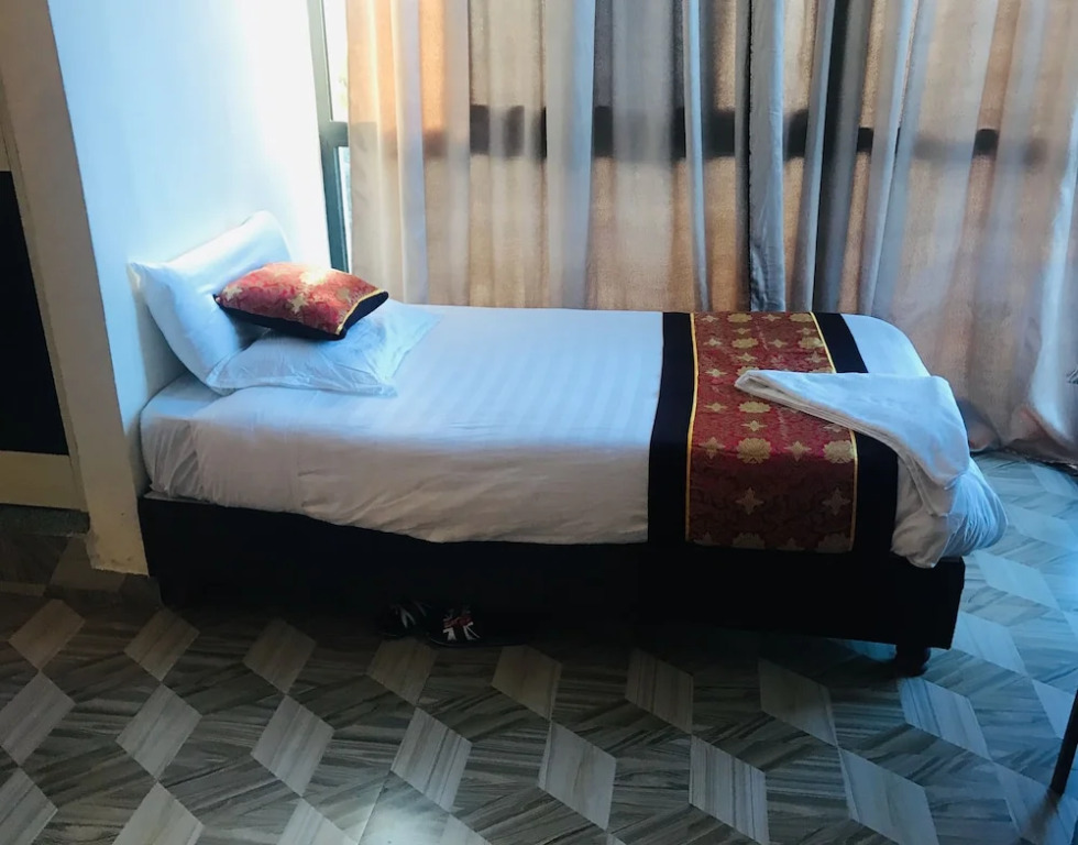 Tsehay Zeleke Hotel