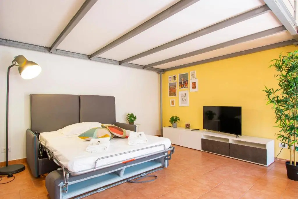 ALTIDO Colorful studio for 4 near Leaning Tower with Parking